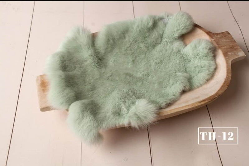 Newborn Photography Faux Fur Blanket TM