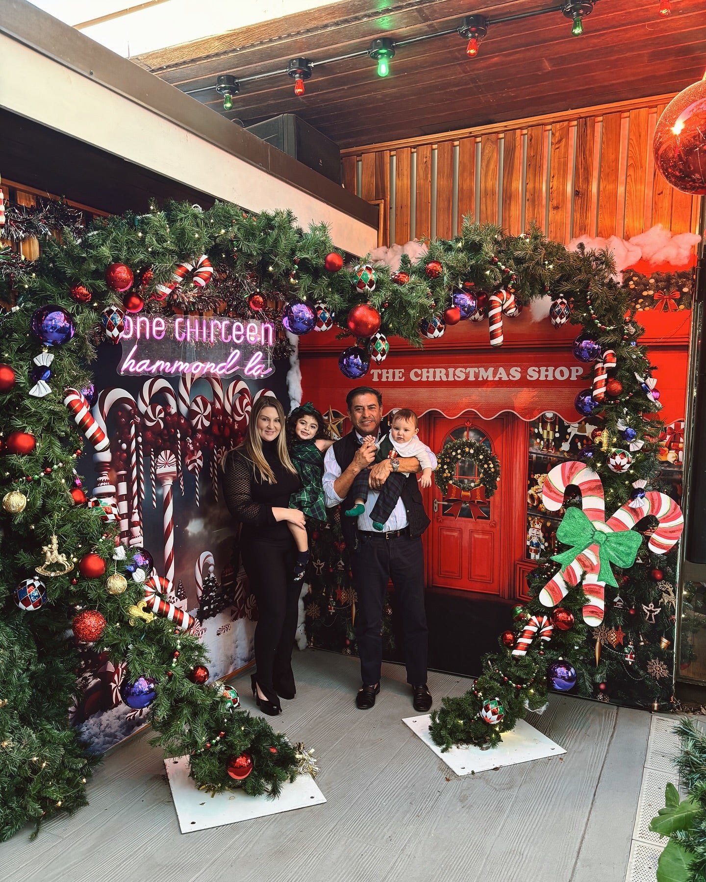 Christmas Whimsical Candy Cane Archway Backdrop RR8-229