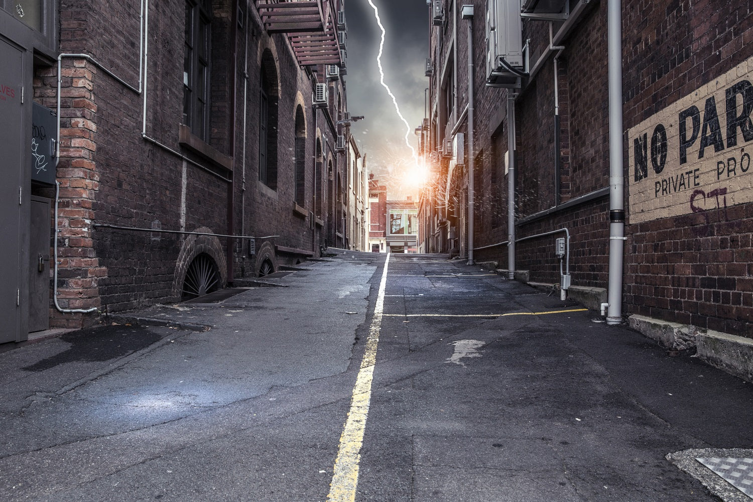 Architecture Backdrop Thunderstorm Vintage Brick Alley Backdrop BRP12-662