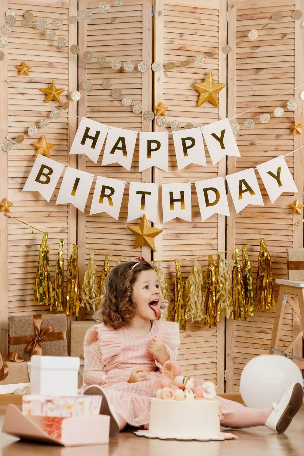 Wooden Shutters Star Happy Birthday Backdrop RR5-42