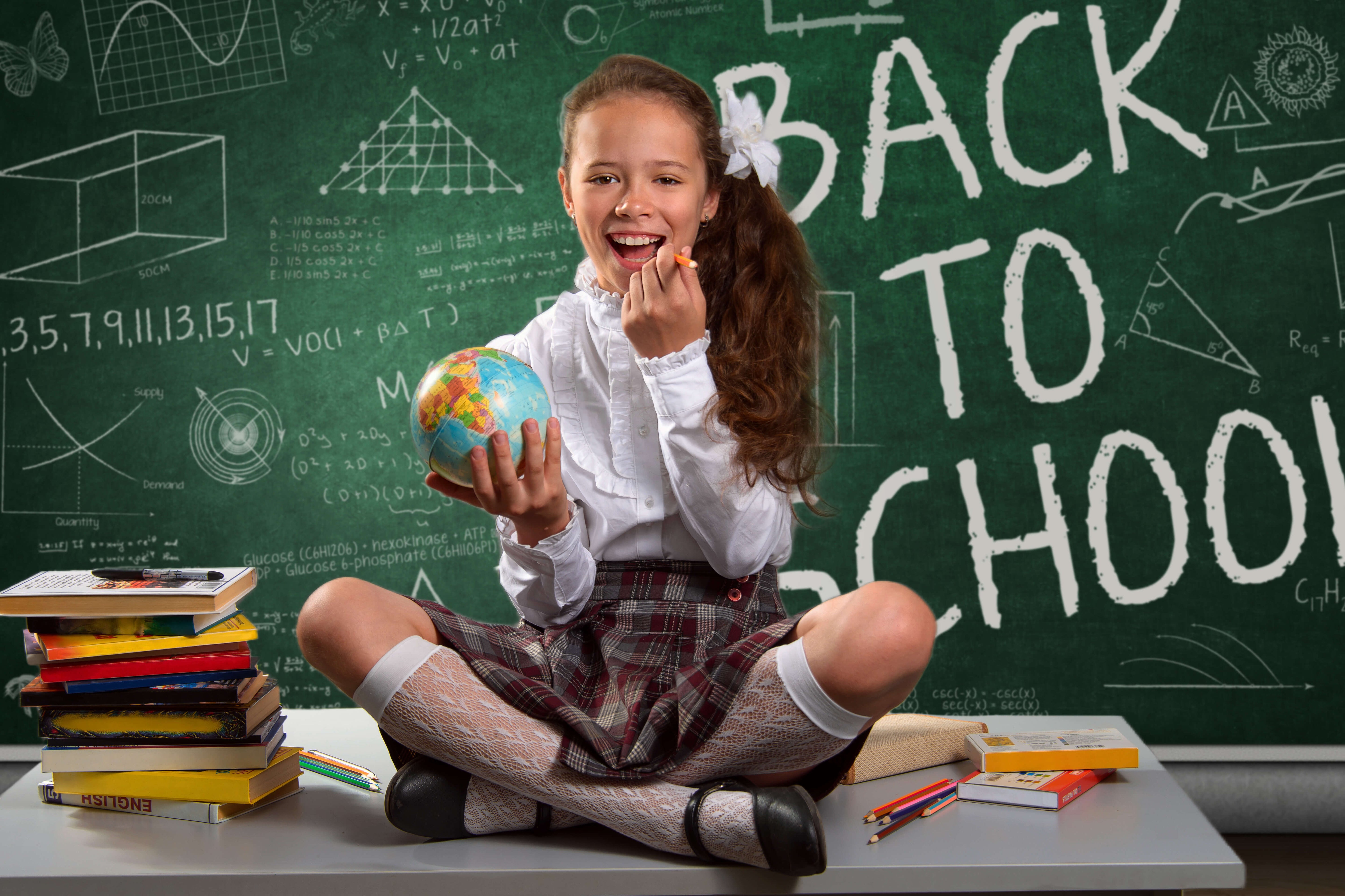 Back to School Chalkboard Photography Backdrop RR6-42