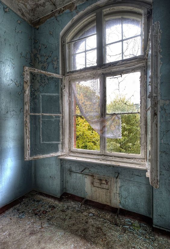 Abandoned Room Interior Window Photo Backdrop GA-9